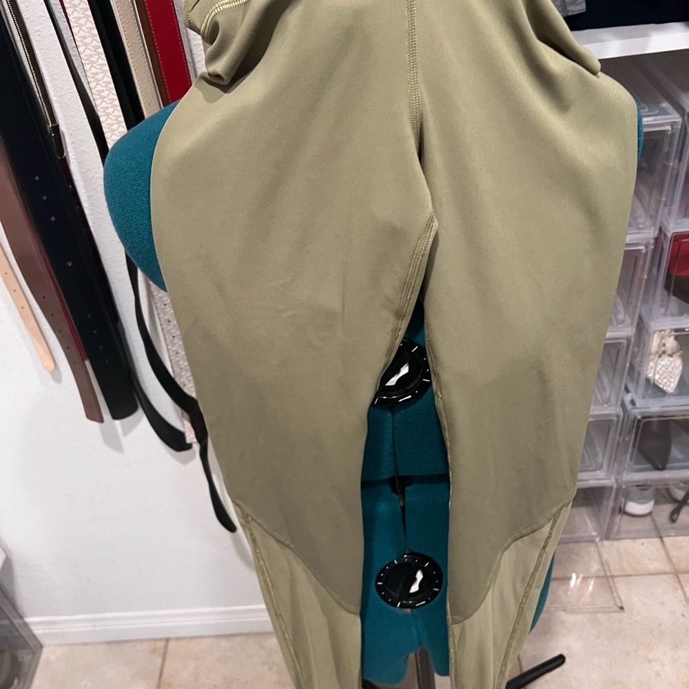 Lululemon Sage Green Activewear  size 4